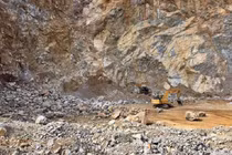 Ninh Bình: Loạt dự án khai thác khoáng sản sai phạm… điểm tên Hướng Dương, Xuân Thành