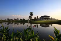 Phí hội viên "trên trời" tại sân golf Vân Trì phải tạm đóng cửa vì Covid-19