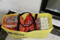 Bo cho shipper 700 nghìn, cô gái bị cư dân mạng chế giễu, uất ức tới nhảy lầu tự tử