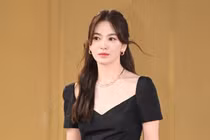 Nhan sắc 'băng thanh ngọc khiết' của Song Hye Kyo hơn thập kỷ trước