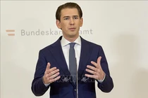 Thủ tướng Áo thông báo quyết định từ chức