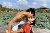 'O Sen' Ngọc Mai 3 lần diện áo cô dâu vẫn không hôn lễ