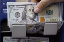 Tỷ giá USD hôm nay 24/2/2024: Phiên cuối tuần biến động nhẹ