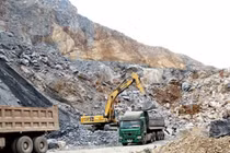 Ông chủ cty Xi măng Sông Lam nổ mìn khai thác đá nghi làm nứt nhà dân là ai?