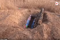 Trung Quốc: Bố mẹ đào mộ con gái, bán cho nhà trai làm đám cưới ma