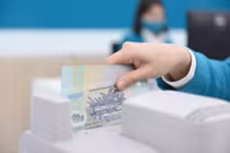 16 ngân hàng cam kết giảm lãi vay: Doanh nghiệp cơ hội “sống”?