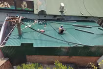 Công trình “nuốt” cột điện ở Dịch Vọng Hậu: Điện lực Cầu Giấy nói gì?