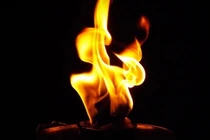 Lửa và những điều kiêng kỵ nhất định phải biết để một đời no ấm