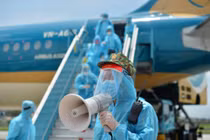 Vietnam Airlines dính "sạn" tiếp viên, dừng bay quốc tế... tài chính “thê thảm” sao?