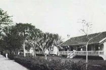 Bệnh viện Bạch Mai từng là nơi chữa bệnh truyền nhiễm miễn phí