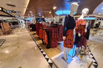 Dior tạm ngưng hoạt động, TTTM Tràng Tiền Plaza “đìu hiu” khách