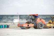 Hồ sơ 2 nhà thầu thi công đường băng Nội Bài bị Bộ Giao thông “cảnh cáo”