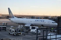 Dịch COVID-19: Hơn 3.000 chuyến bay bị hoãn, hủy trong ngày Giáng sinh