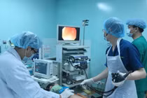 Người đàn ông 3 lần nôn ra máu sau bữa rượu