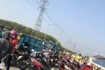 Đi làm sau Tết, công nhân tá hỏa nghe tin công ty giải thể 