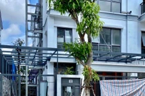 Biệt thự “mọc” thêm thang máy, chủ đầu tư KĐT Gamuda Gardens nhận “trát” phạt