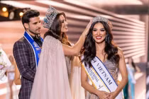 Ai đầu tư tiền tỷ đưa H'Hen Niê, Bảo Ngọc đi thi quốc tế?