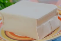 Đậu phụ có giá trị dinh dưỡng cao, nhưng 3 người này nên cố gắng ăn càng ít càng tốt