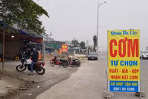 Phường Xuân La bất lực trước “ma trận” công trình vi phạm trên đường Nguyễn Văn Huyên kéo dài?