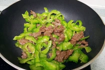 4 thói quen khi nấu ăn tưởng đúng nhưng lại gây ung thư 