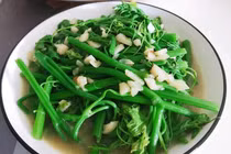 Ngọn su su xào tỏi bổ thận tráng dương và là vị thuốc quý