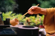 Chất chứa nhiều 5 điều càng chiêu tai họa cho bản thân