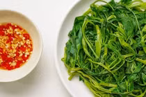 3 sai lầm khi ăn rau muống