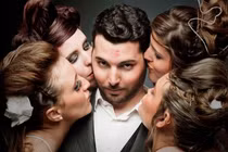 Yêu nhiều người... vẫn độc thân