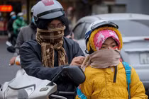 Rét đậm, rét hại, học sinh ở nhiều nơi tạm dừng đến trường