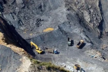 View - Sơn La: Bãi thải mỏ than suối Bàng nguy cơ sạt lở, dân nơm nớp | Báo Tri thức và Cuộc sống - TIN TỨC PHỔ BIẾN KIẾN THỨC 24H