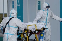 Hàng loạt nước ghi nhận số ca tử vong vì Covid-19 cao kỷ lục