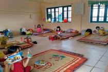 “Những ngày không quên” của 70 HS trong khu cách F1 ly ở Huế