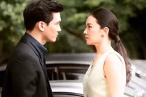 Từ ngày bạn trai cũ thành hàng xóm, tôi luôn sống trong bất an 