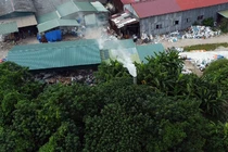 Hà Nội: Nhà xưởng, bến bãi nhếch nhác ven sông Hồng ở Ninh Sở