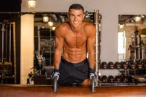 Dàn sao MU với thân hình 6 múi săn chắc