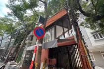 Hà Nội: Những căn nhà kỳ dị “mọc” ở phố Tam Khương