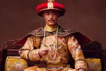 “Tự ti” về chiều cao, Càn Long từng đi giày độn 10cm? 