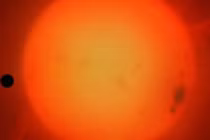 Sửng sốt tìm thấy hành tinh có kích thước Trái đất ngay sát