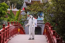 Ứng dụng AI “tiên tri” ngày COVID-19 kết thúc: Việt Nam khi nào hết dịch?