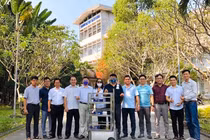 “Soi” robot phục vụ người cách ly vì Covid-19 của thầy trò ĐH Đà Nẵng