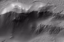 Sửng sốt hình ảnh thác Niagara trên sao Hỏa