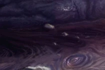 Mãn nhãn với ảnh mây đa sắc kỳ quái trên sao Mộc