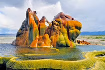 Tận mục mạch nước phun nhân tạo đẹp như tranh vẽ 