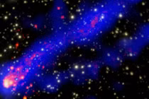 Ngắm hai đuôi phát xạ tia X ngoạn mục chung một thiên hà