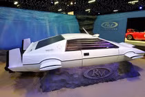 Thú vui xa xỉ đến "điên rồ" của các tỷ phú công nghệ