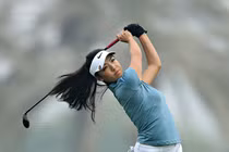 Nữ Golf thủ gốc Hoa với thân hình siêu bốc lửa mọi người đều mê