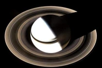 Tiết lộ những bí mật giật mình bên trong sao Thổ