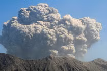 Cận cảnh những núi lửa có thể khiến Trái đất tận thế 