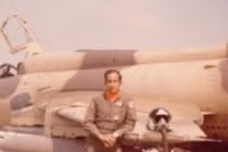 Nỗi ám ảnh của người đàn ông từng bắn vào một UFO