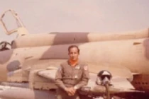 Nỗi ám ảnh của người đàn ông từng bắn vào một UFO